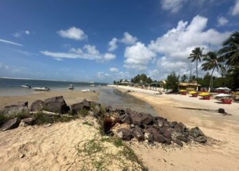 AGU celebra acordo para resolução de problemas ambientais e urbanísticos na Praia do Saco, litoral sul de Sergipe