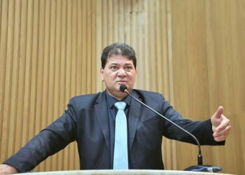 Reivindicação de Miltinho Dantas à Emsurb para solucionar problema de cobertura em bares do Mercado Central é atendida