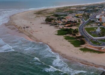 MPF articula solução para ocupações na Orlinha da Coroa do Meio