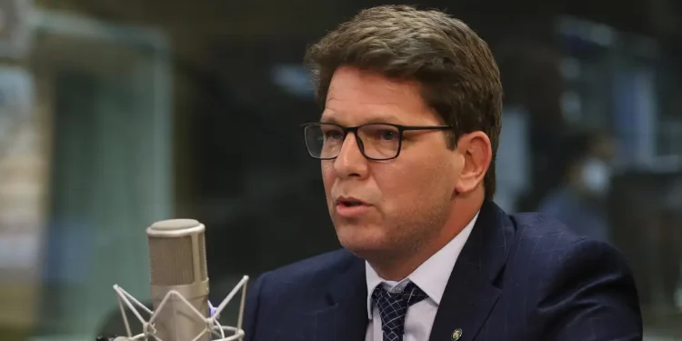 STF apura emenda parlamentar para produtora de filme sobre Bolsonaro