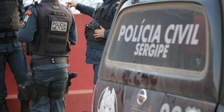 Ação integrada entre as Polícias Civil e Militar resulta em apreensão de arma e drogas em Propriá