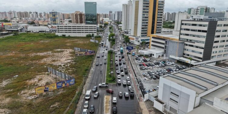Prefeitura inicia recapeamento da Av. Ministro Geraldo Barreto Sobral nesta segunda-feira (4)