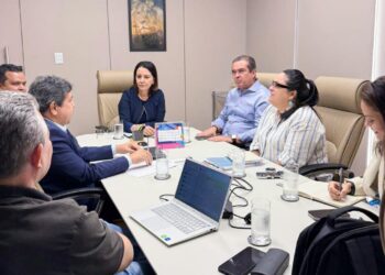 Prefeita de Aracaju realiza primeira reunião para construção do Plano Municipal de Habitação