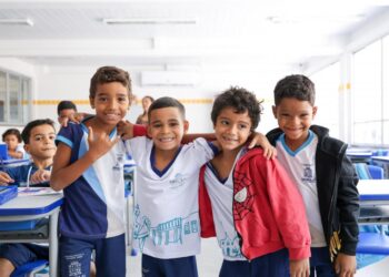ECA Digital: Prefeitura se adequa à nova lei e reforça proteção a crianças e adolescentes da rede
