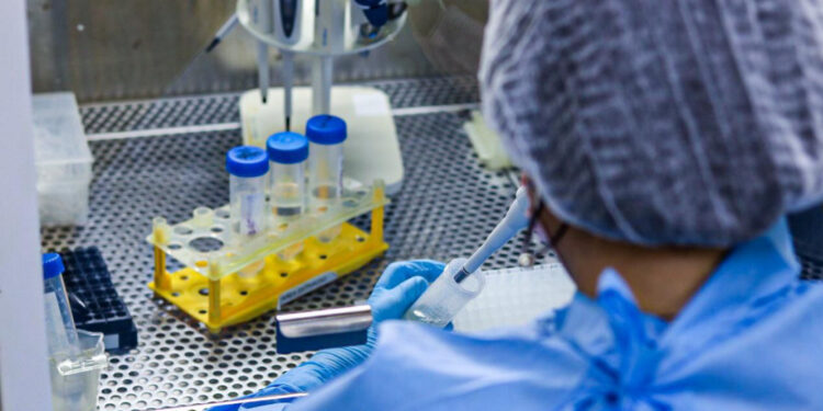 Laboratório Central de Saúde Pública monitora circulação da gripe K em Sergipe