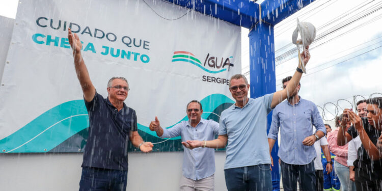 Governo do Estado entrega obras no sertão sergipano