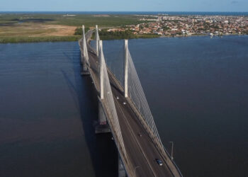 Obra de iluminação na ponte Aracaju/Barra provoca alterações no tráfego