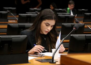 CPD aprova projeto de Yandra Moura que reconhece epilepsia como deficiência 